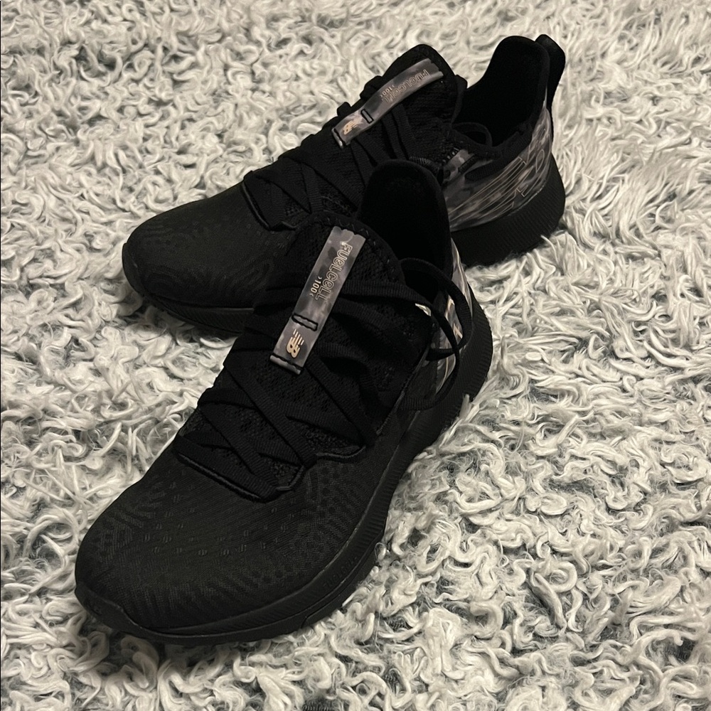New BalanceFuel Cell 100 Sneakers
